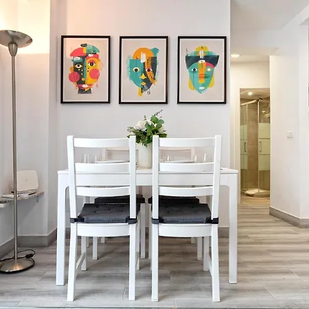 Rosa マルベーリャ